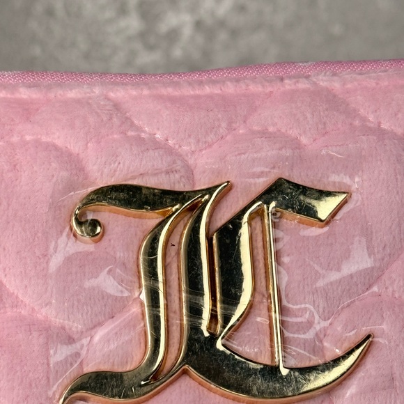 Juicy Couture Pink Quilted Cosmetic Bag+Travel Bottle - Picture 2 of 6